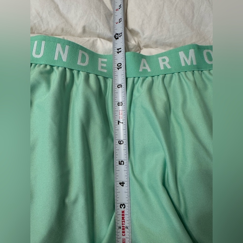 Under Armour Women's Loose Play Up Vibrant Green Athletic Shorts - NWT - Size L - Picture 9 of 12